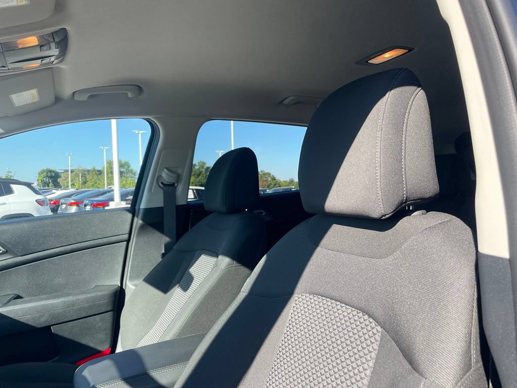 New 2026 Kia Sportage LX FWD image 20