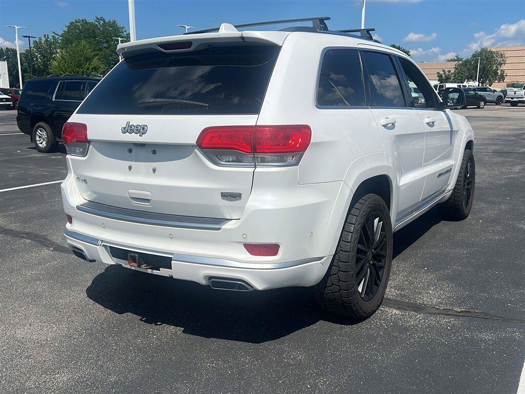 Used 2017 Jeep Grand Cherokee Summit w/ Platinum Series Group AWD/4WD image 7