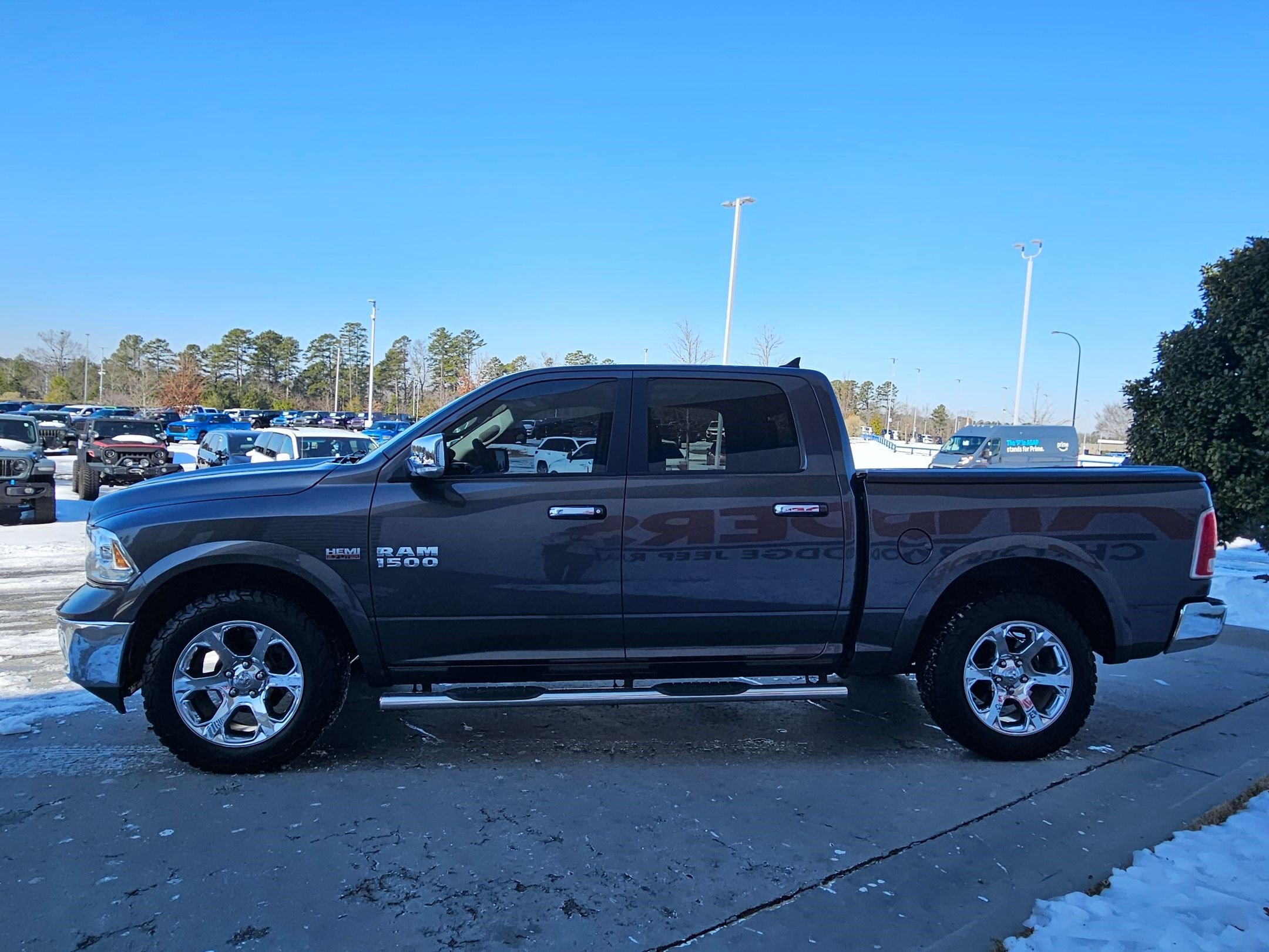 Used 2018 RAM 1500 Laramie w/ Convenience Group image 4