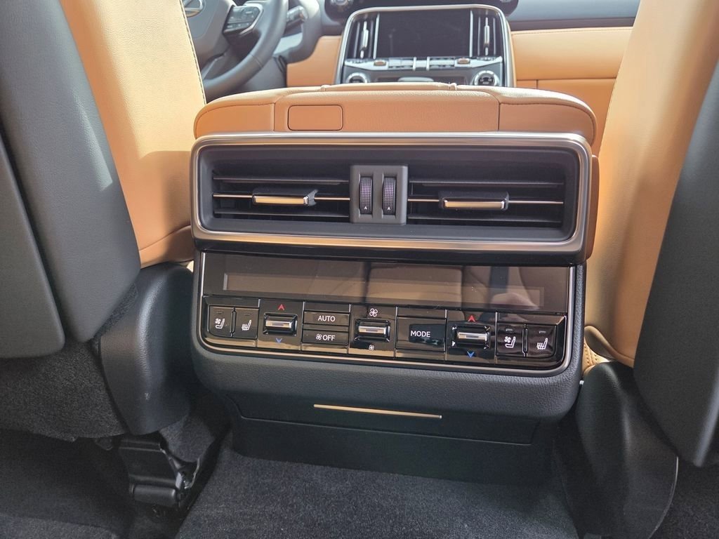 New 2026 Lexus LX 600 4WD w/ Premium Package image 36