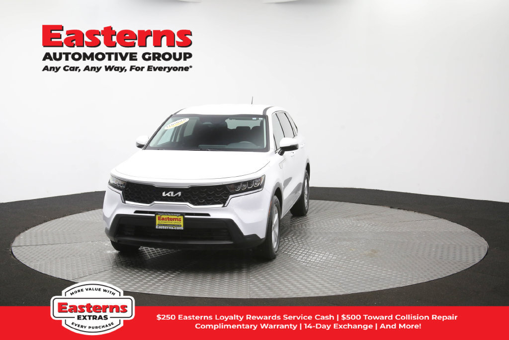 Used 2023 Kia Sorento LX FWD image 52