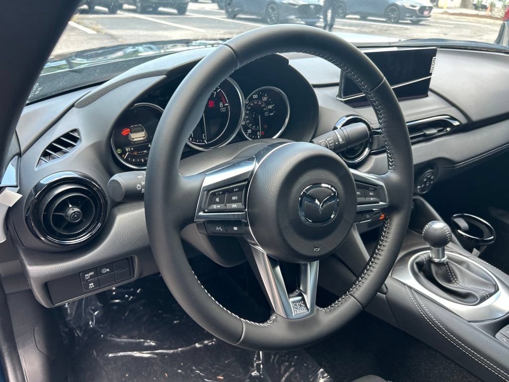 New 2026 MAZDA MX-5 Miata Club w/ Weather Package RWD image 11