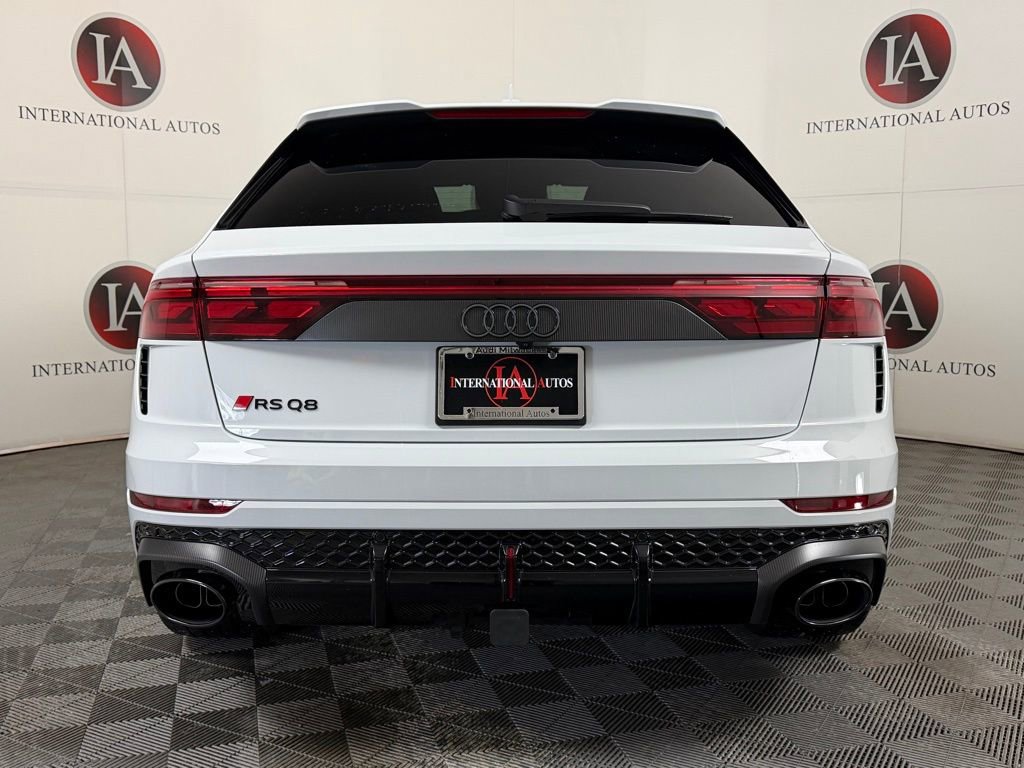 New 2026 Audi RS Q8 performance image 4