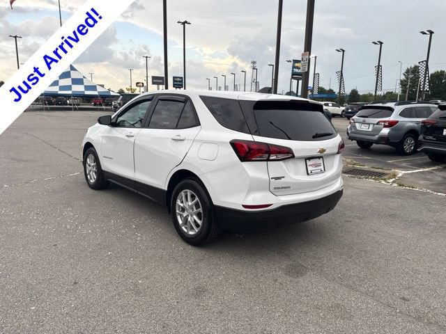 Used 2023 Chevrolet Equinox LS w/ LS Convenience Package FWD image 5