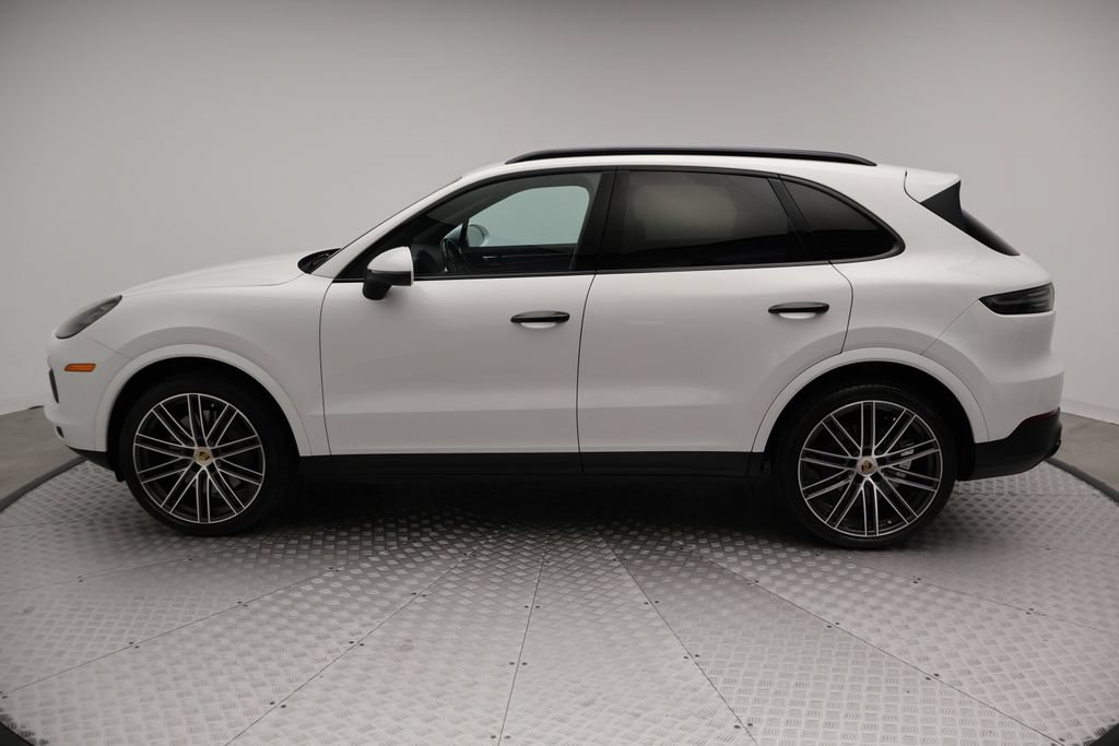 Certified 2023 Porsche Cayenne S AWD/4WD image 12