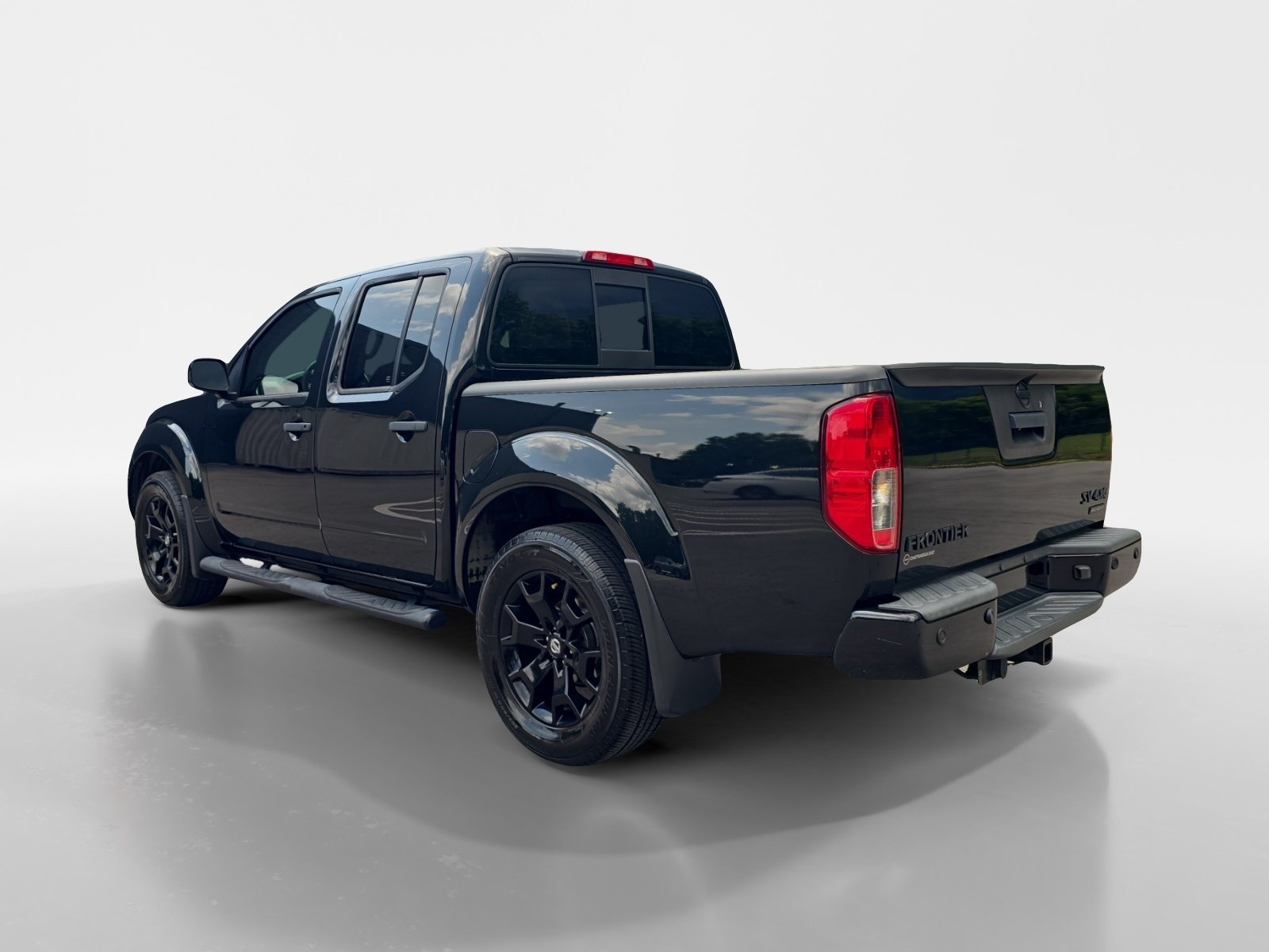 Used 2021 Nissan Frontier SV w/ Midnight Edition Floor Mats AWD/4WD image 3