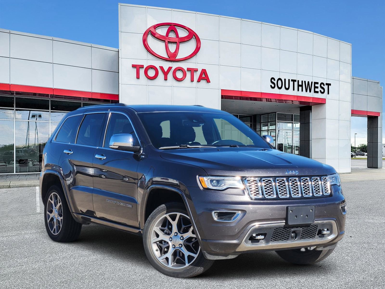 Used 2020 Jeep Grand Cherokee Overland image 1