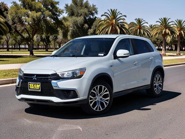 Used 2018 Mitsubishi Outlander Sport ES FWD image 1