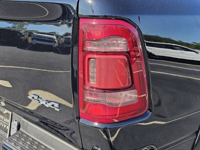 Used 2022 RAM 1500 Limited AWD/4WD image 10