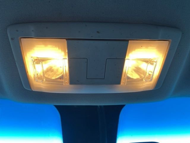 Used 2010 Ford Taurus SEL image 14