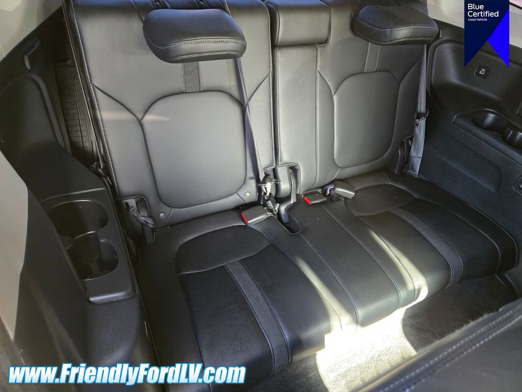 Used 2023 Honda Pilot Touring image 14