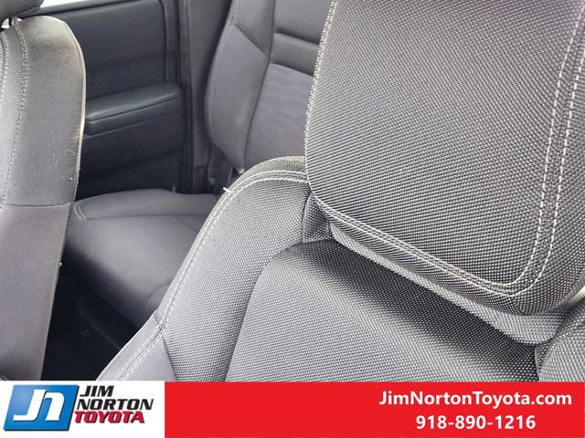 Used 2022 Nissan Frontier SV image 15