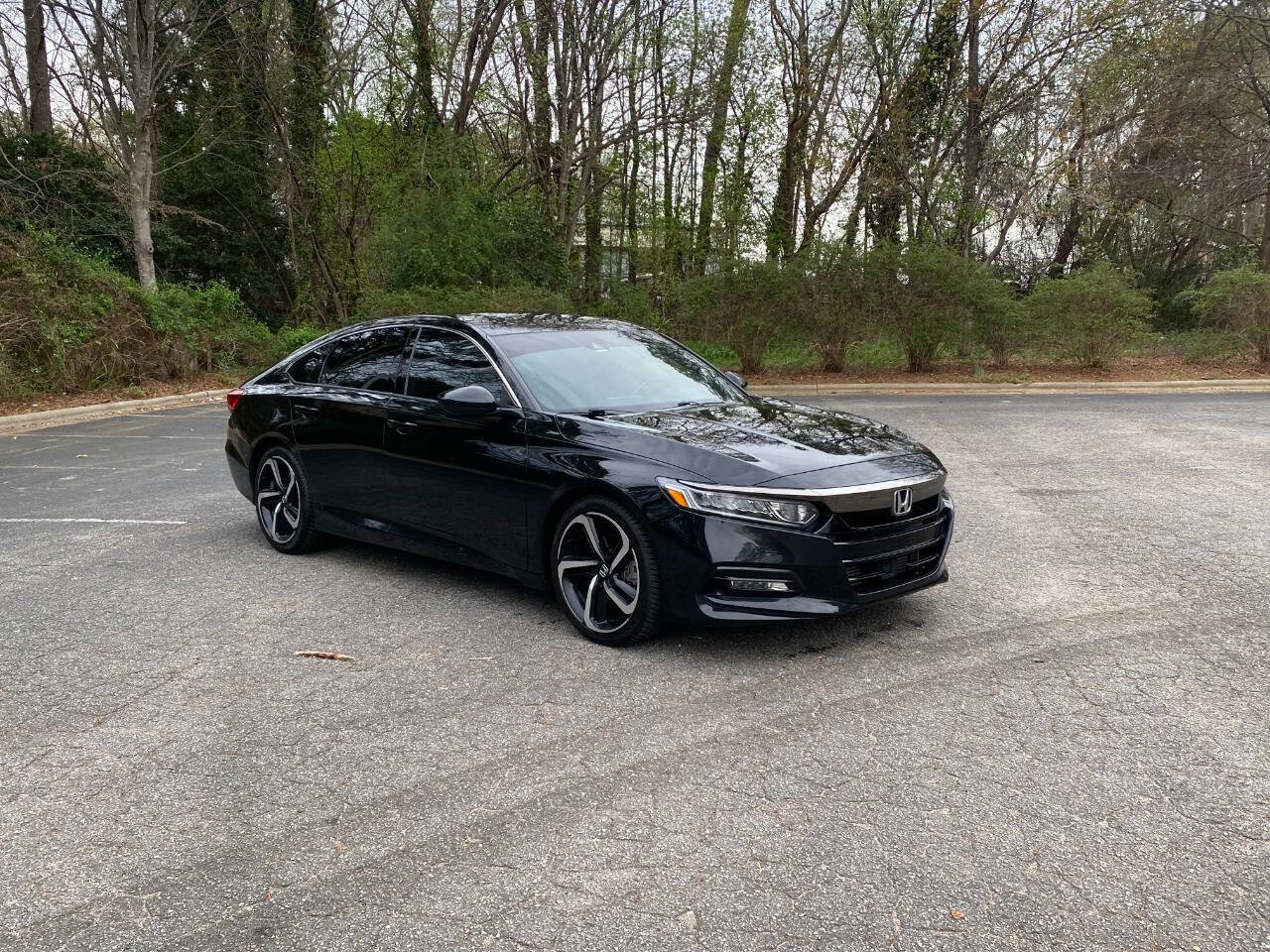 Used 2019 Honda Accord Sport image 4