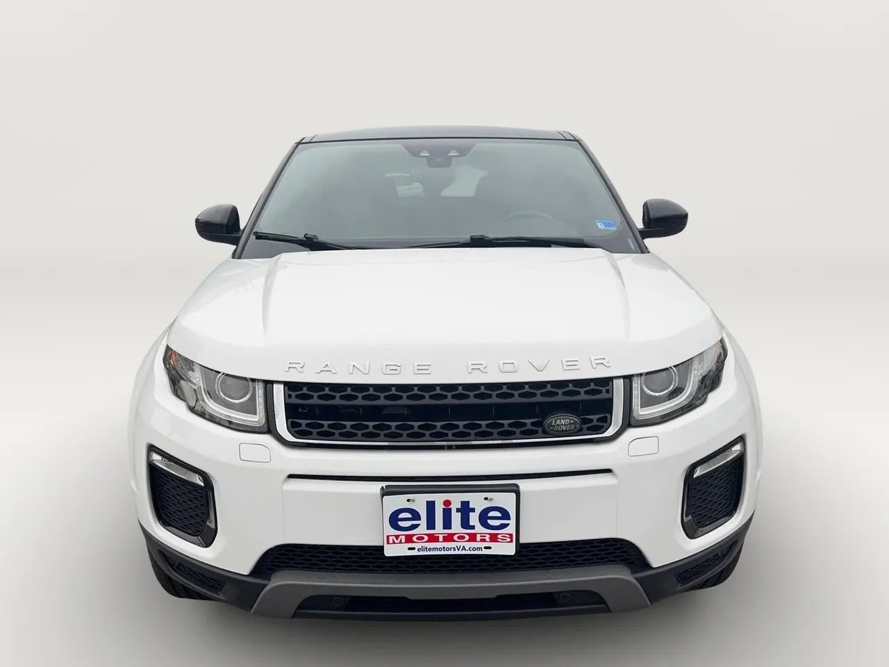 Used 2018 Land Rover Range Rover Evoque SE Premium AWD/4WD image 2
