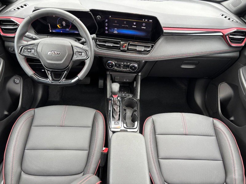 Used 2025 Chevrolet TrailBlazer RS w/ Convenience Package image 11