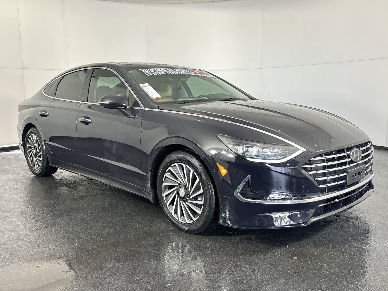 Used 2023 Hyundai Sonata Limited image 3