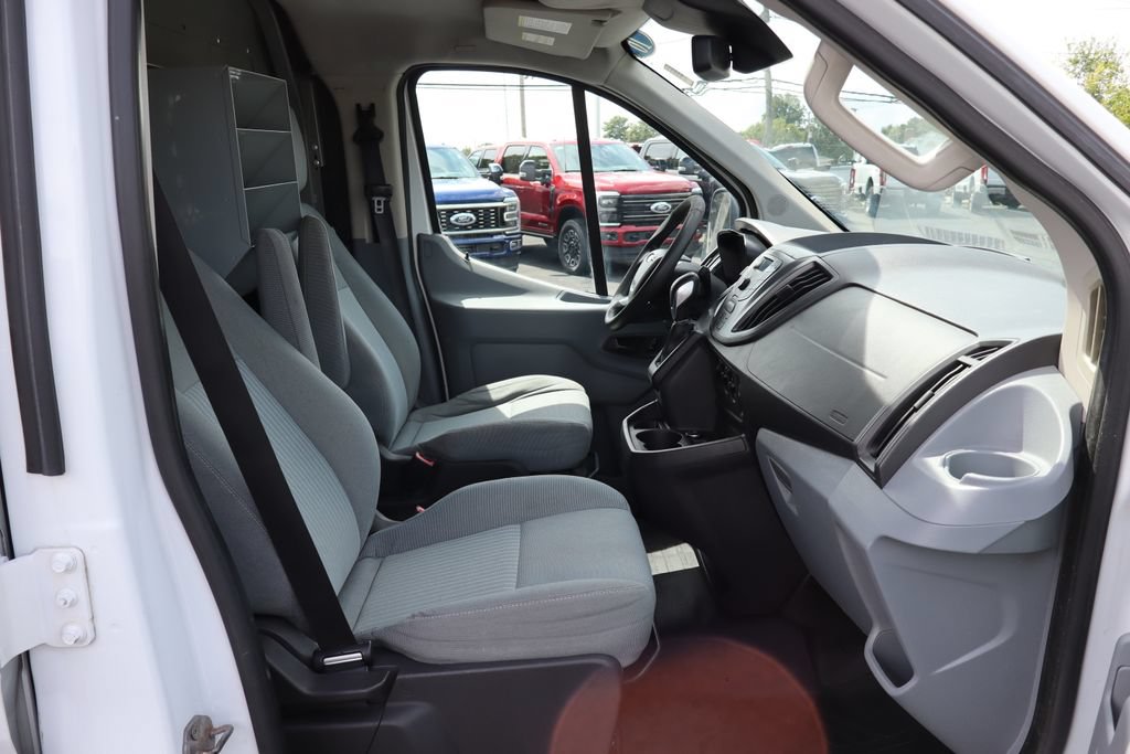 Used 2016 Ford Transit 250 130 Low Roof RWD image 30