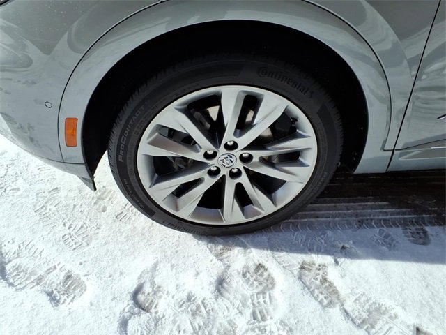 Used 2023 Buick Envision Avenir image 9