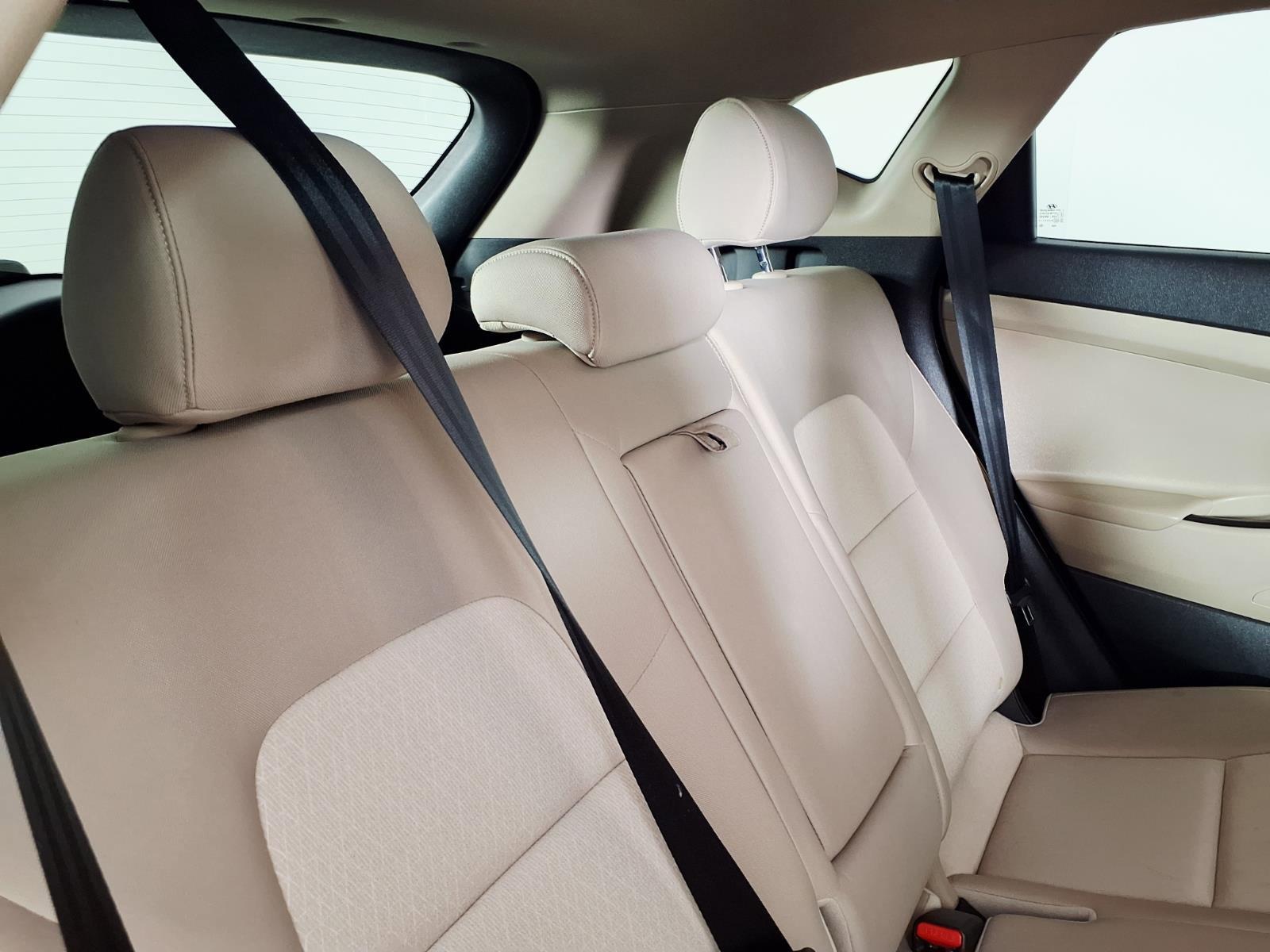 Used 2018 Hyundai Tucson Sport FWD image 12