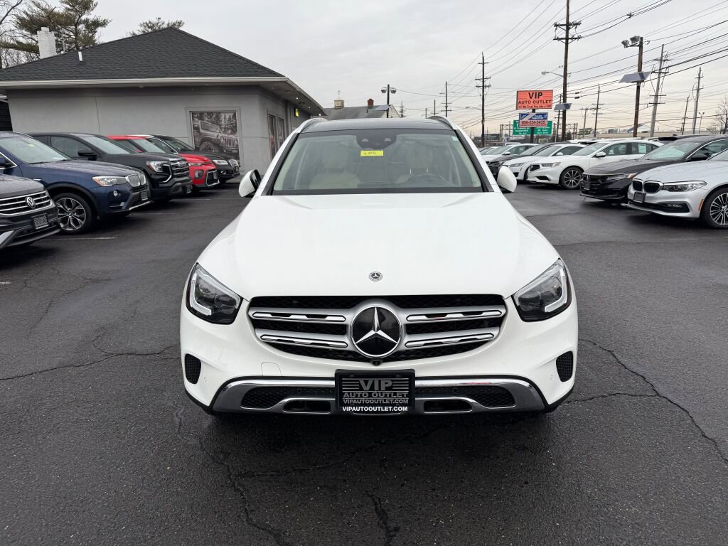 Used 2021 Mercedes-Benz GLC 300 4MATIC image 2