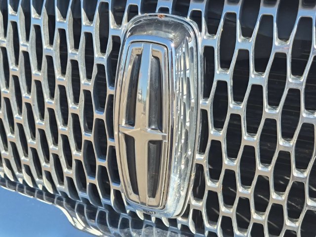Used 2023 Lincoln Navigator Reserve AWD/4WD image 9