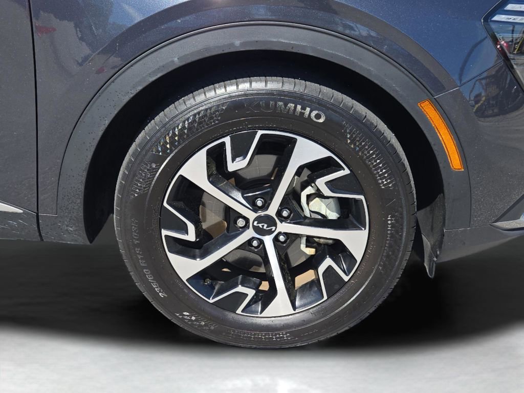 Certified 2024 Kia Sportage EX image 6