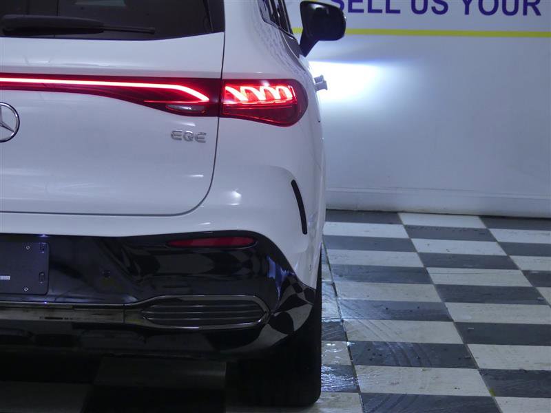 Used 2024 Mercedes-Benz EQE AMG 4MATIC SUV w/ AMG Night Package image 37