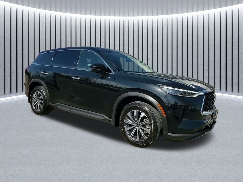 Used 2025 INFINITI QX60 Pure image 2