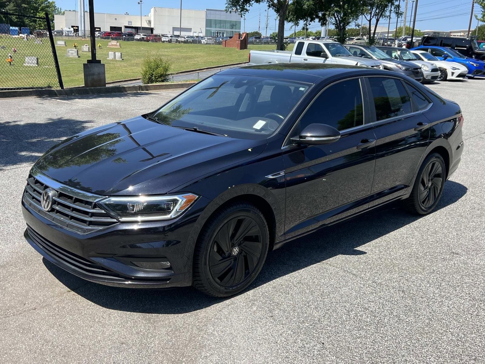 Used 2019 Volkswagen Jetta SEL Premium FWD image 3