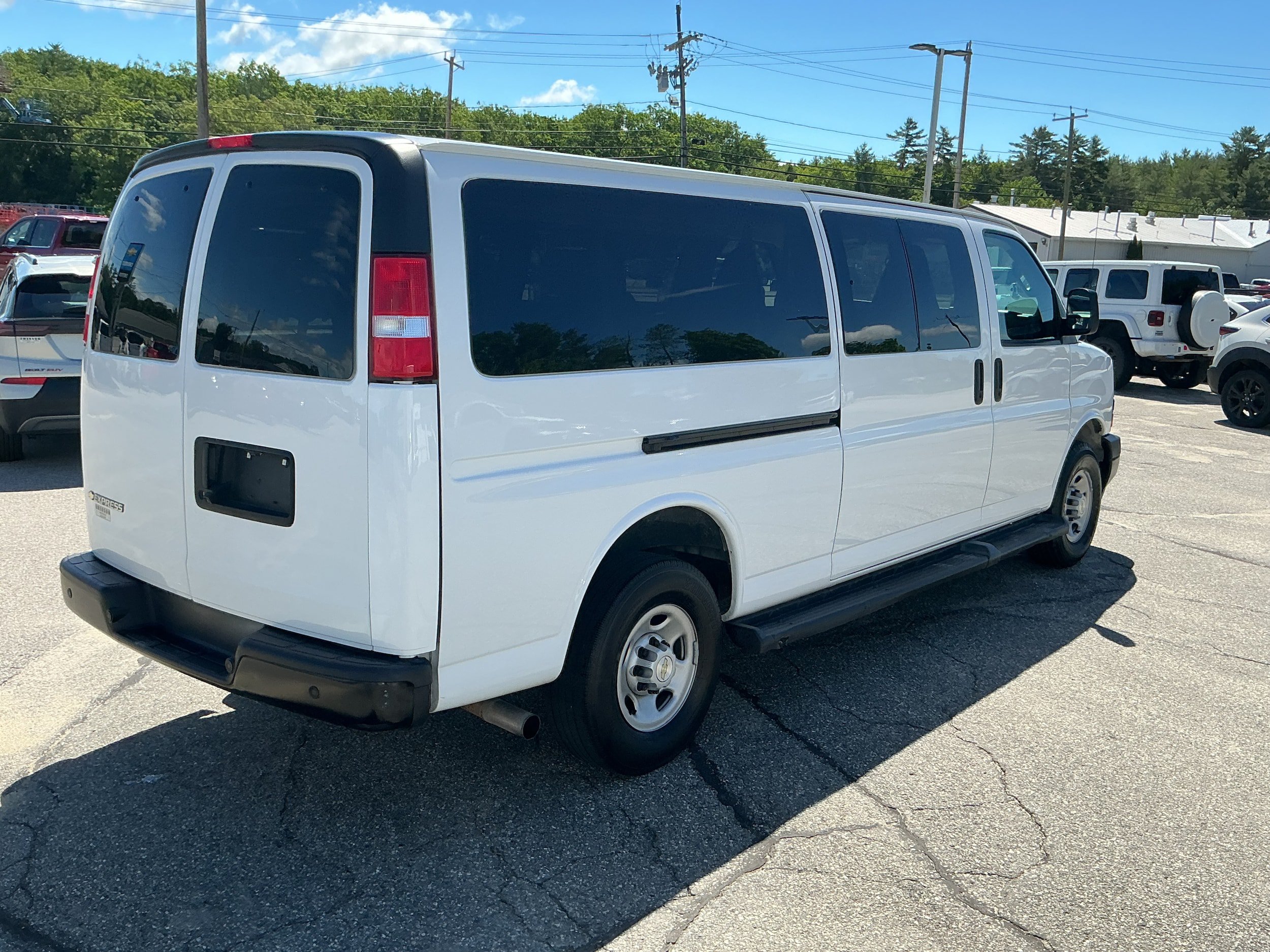 Certified 2023 Chevrolet Express 3500 LS RWD image 3