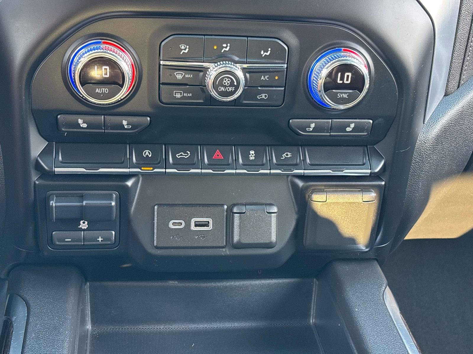 Used 2021 GMC Sierra 1500 Elevation w/ Preferred Package AWD/4WD image 27