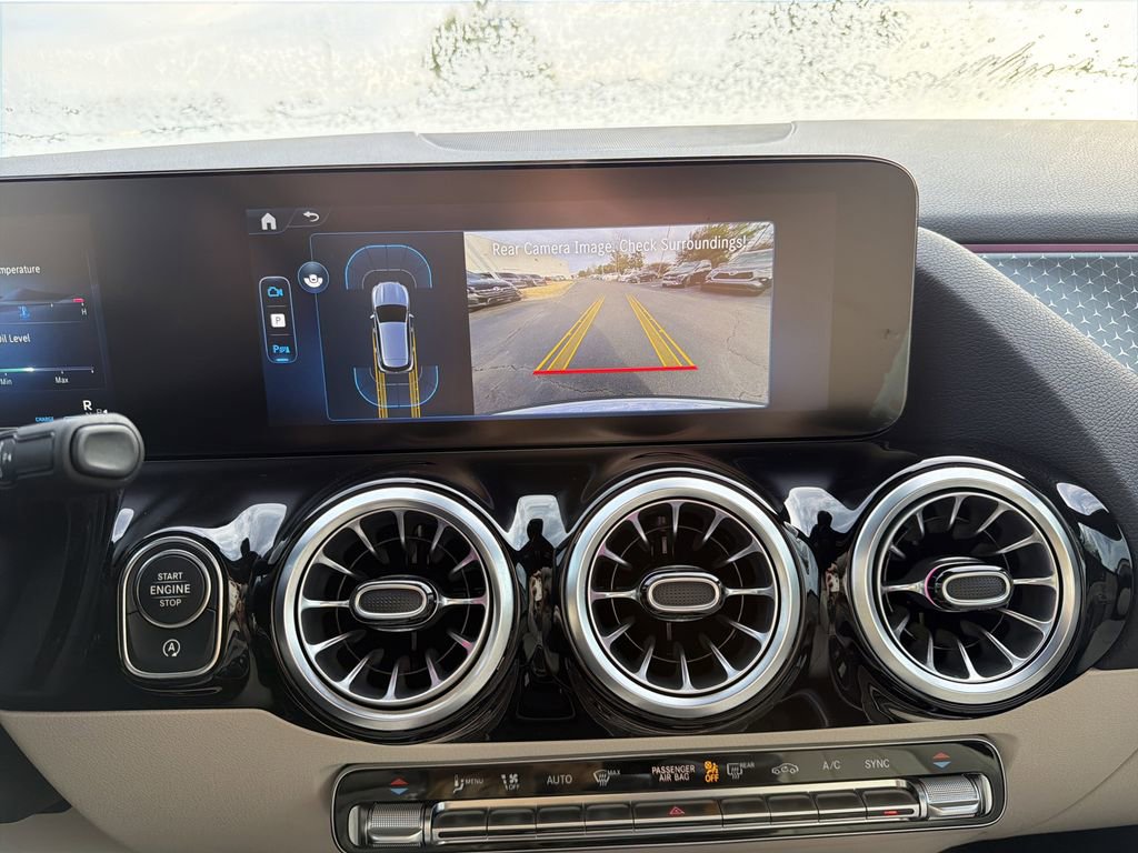 Certified 2025 Mercedes-Benz GLA 250 image 29