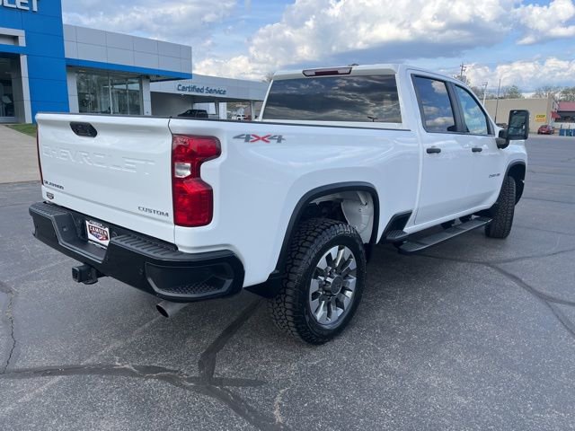 Used 2024 Chevrolet Silverado 2500 Custom w/ Custom Value Package image 10