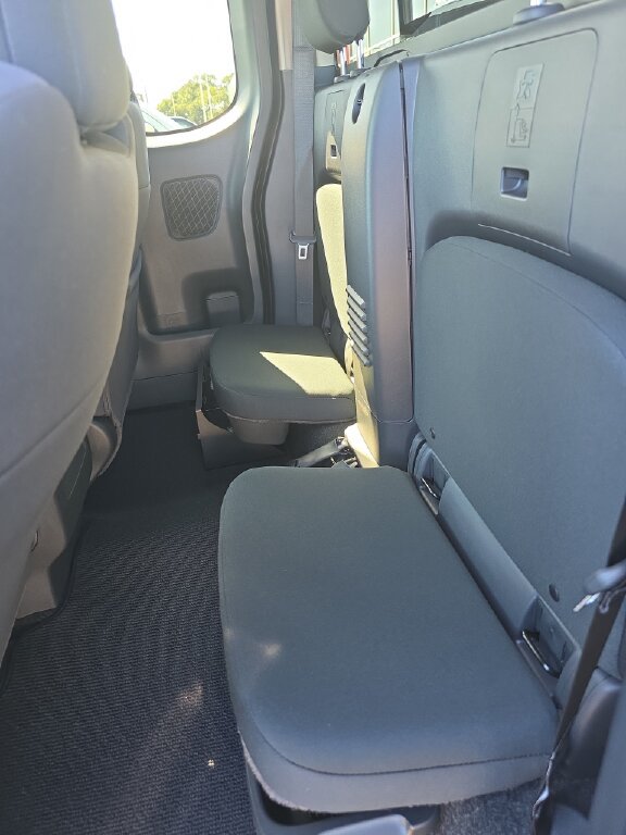 New 2026 Nissan Frontier S w/ Tow Package RWD image 3