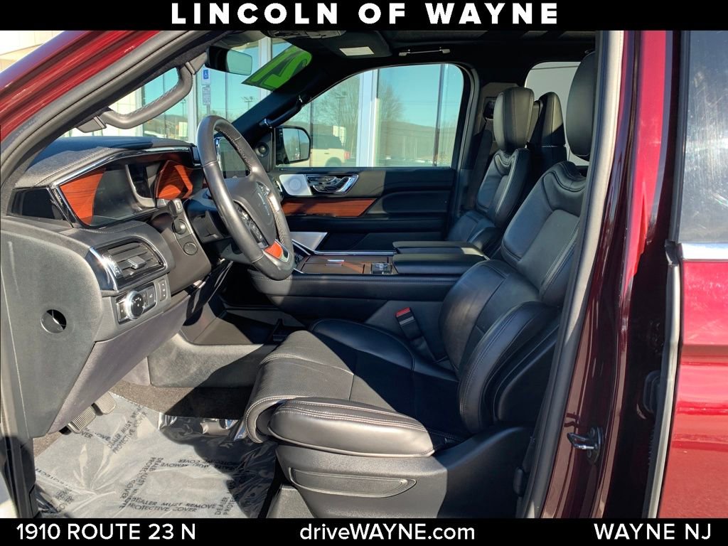Used 2021 Lincoln Navigator Reserve w/ Luxury Package image 11