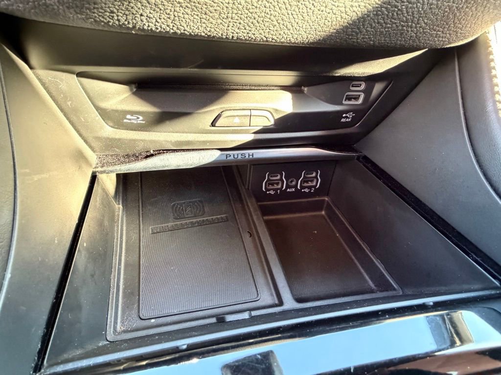Used 2024 Chrysler Pacifica Pinnacle image 24