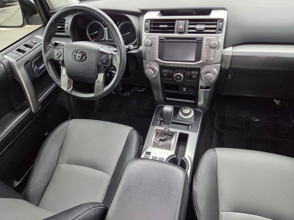 Used 2016 Toyota 4Runner SR5 Premium AWD/4WD image 34
