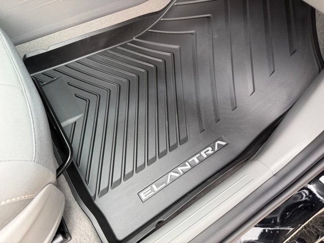 New 2026 Hyundai Elantra SEL Sport Premium FWD image 21