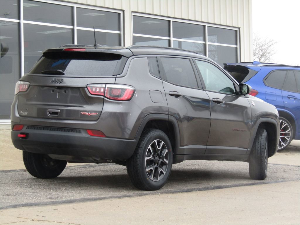 Used 2019 Jeep Compass Trailhawk image 3