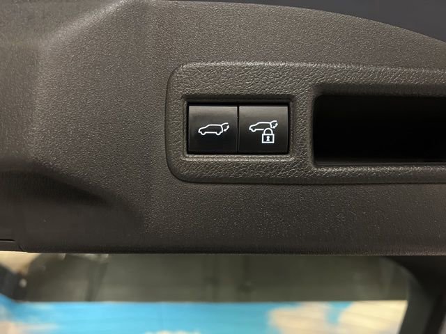 Used 2023 Subaru Solterra AWD image 61