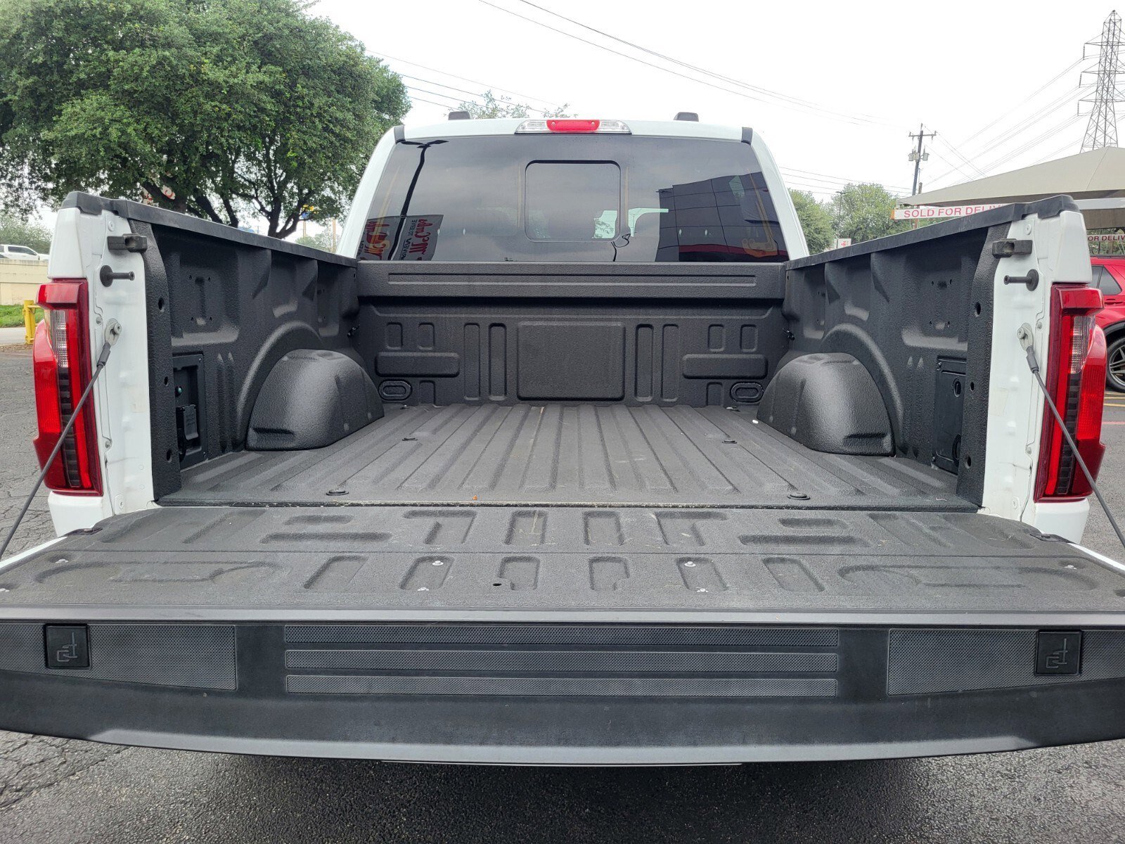 Used 2024 Ford F150 XLT w/ Equipment Group 302A MID AWD/4WD image 32