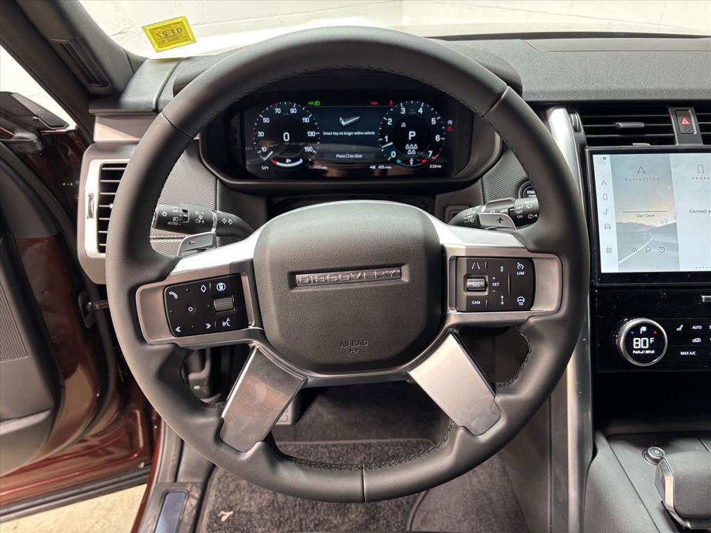 New 2026 Land Rover Discovery Limited Edition AWD/4WD image 19