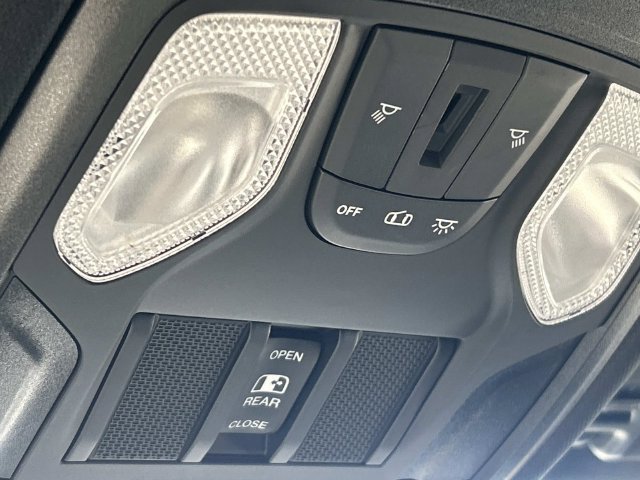 Used 2022 RAM 1500 Big Horn AWD/4WD image 31