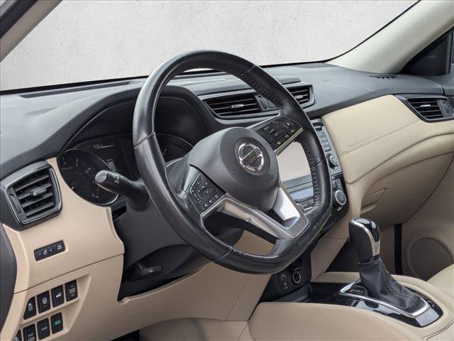 Used 2017 Nissan Rogue SL image 14