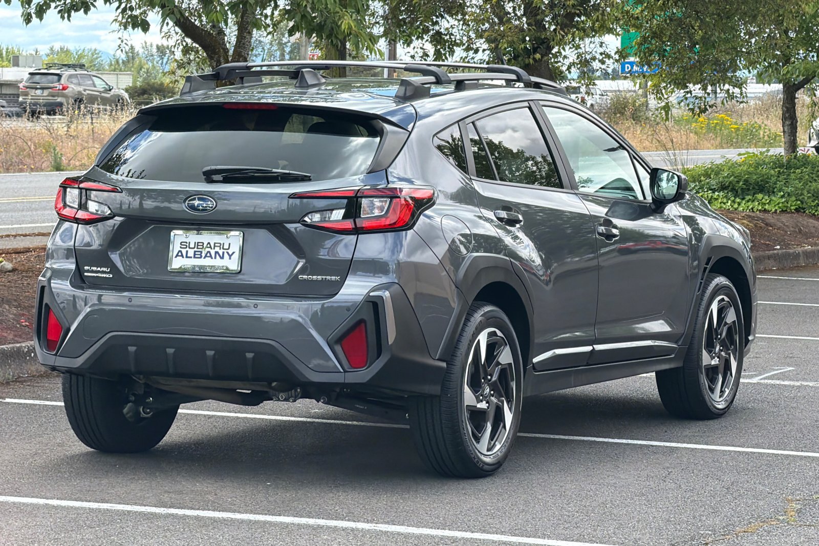 Used 2025 Subaru Crosstrek 2.5i Limited w/ Crosstrek Mirror Package AWD/4WD image 4