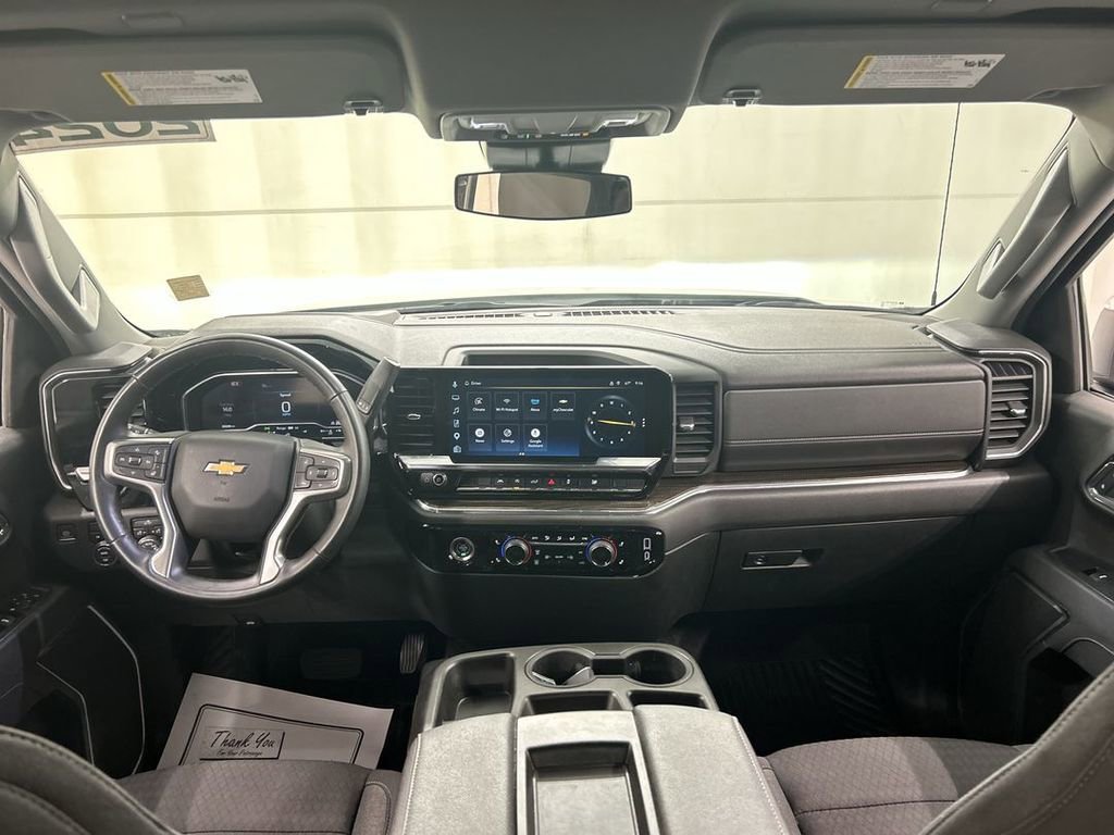 Certified 2024 Chevrolet Silverado 1500 LT AWD/4WD image 18