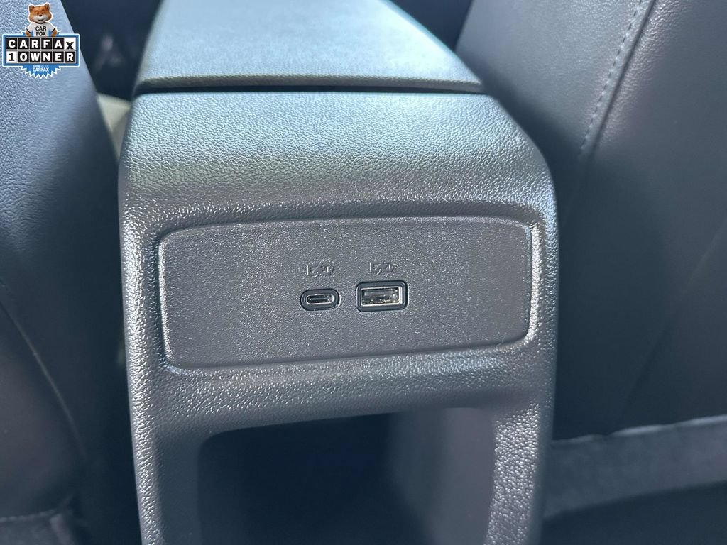 Used 2024 Chevrolet Trax LT w/ Sunroof Package FWD image 11