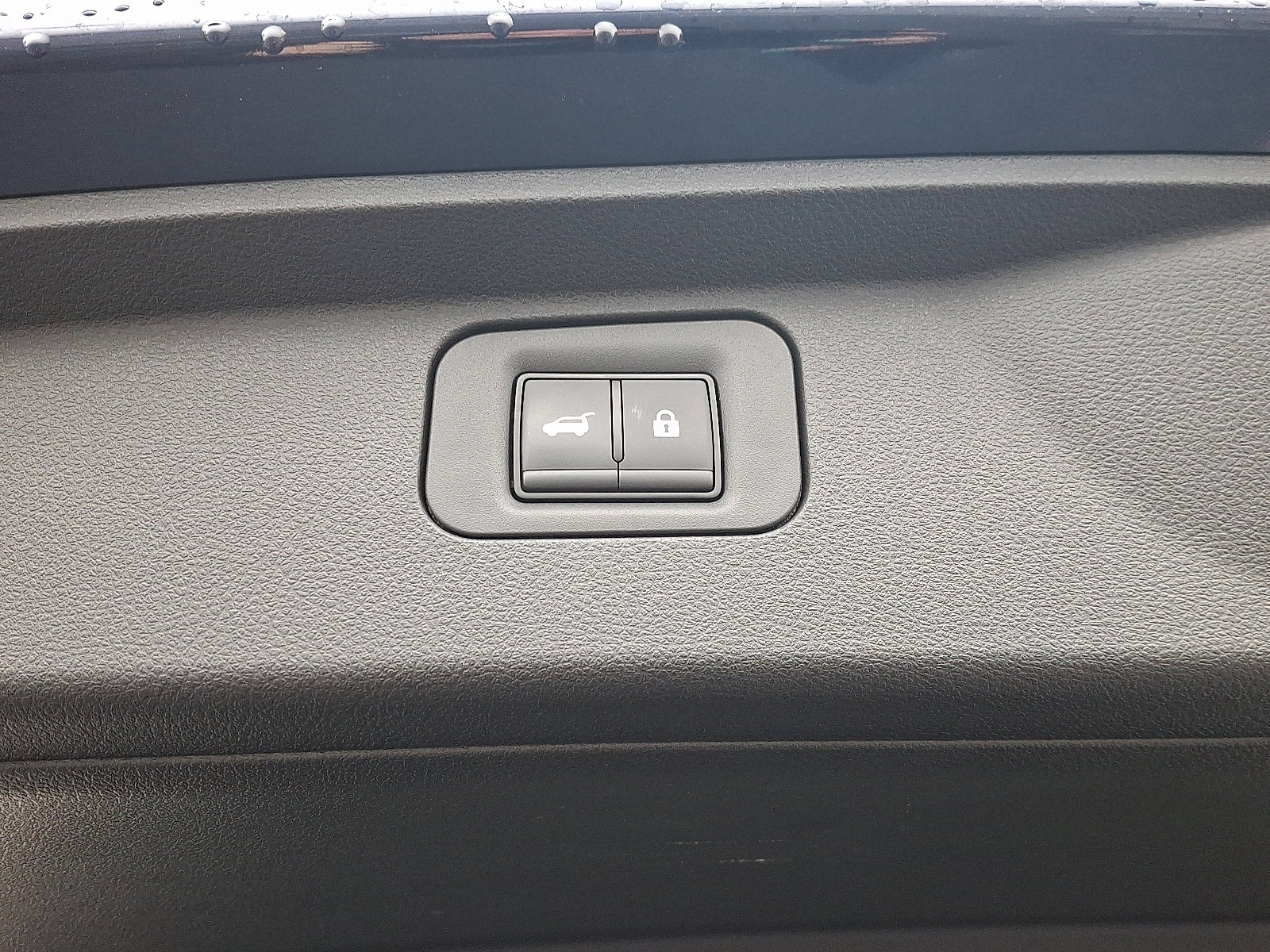 Certified 2025 INFINITI QX80 Sensory image 29