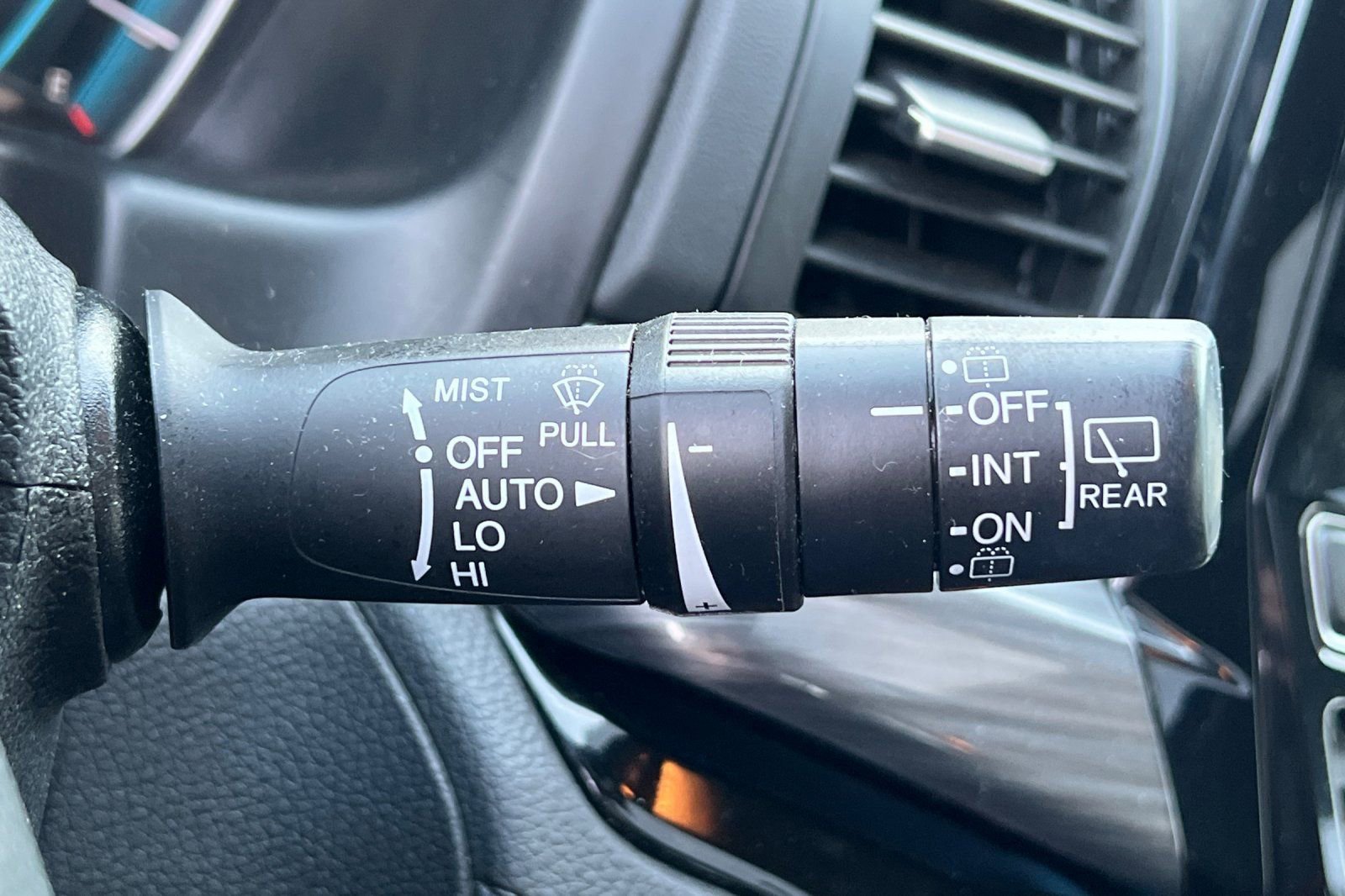 Used 2023 Honda Odyssey Elite image 38