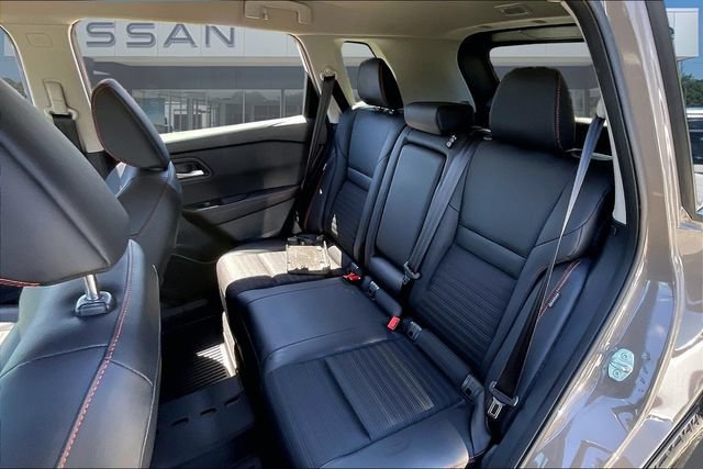 Used 2025 Nissan Rogue SV w/ Rock Creek Premium Package AWD/4WD image 22